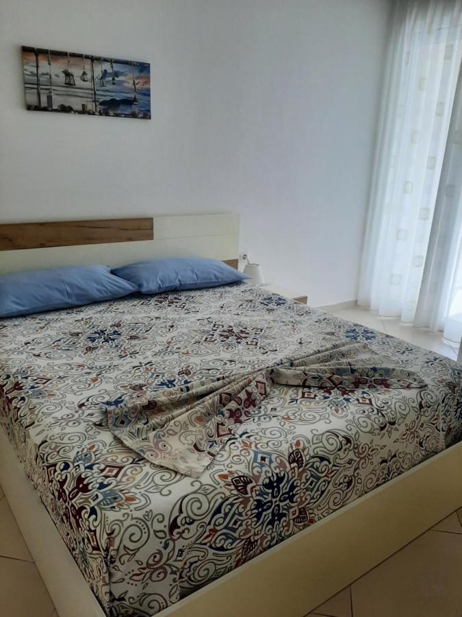 Kela Apartment 3 Sarandë Eksteriør billede