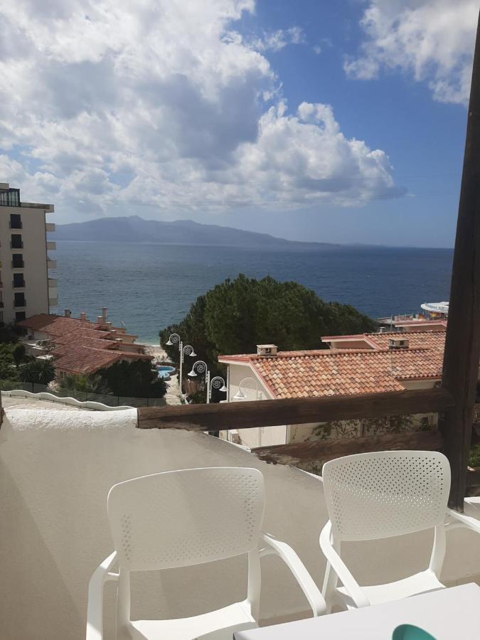 Kela Apartment 3 Sarandë Eksteriør billede