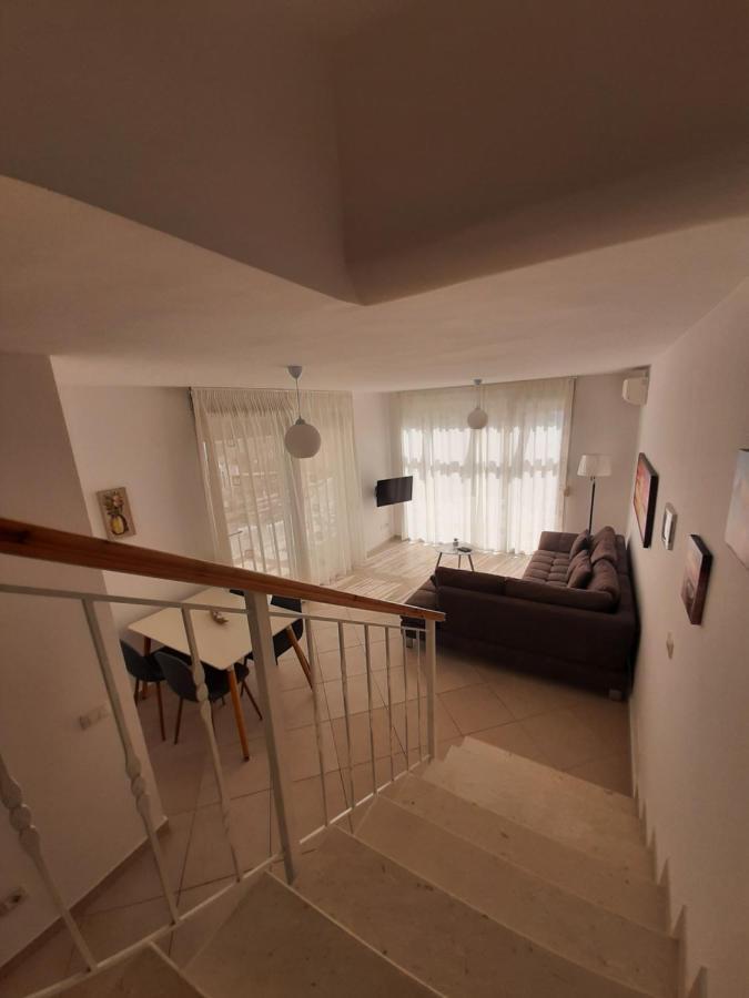 Kela Apartment 3 Sarandë Eksteriør billede